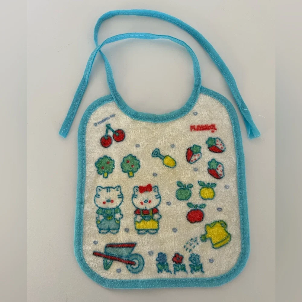 🦋 5/$25 - Playskool Hasbro Baby Bib - (Vintage from the late 90’s)